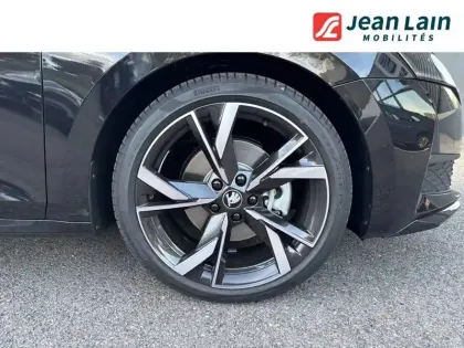 Photo 8 Skoda Octavia  Combi 1.5 TSI Hybrid 150 ch ACT DSG7