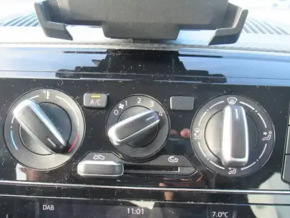 Photo 9 Volkswagen Up  1.0 65 BlueMotion Technology BVM5