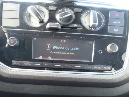 Photo 13 Volkswagen Up  1.0 65 BlueMotion Technology BVM5