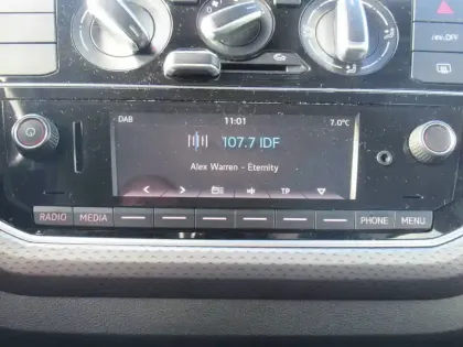 Photo 48 Volkswagen Up  1.0 65 BlueMotion Technology BVM5