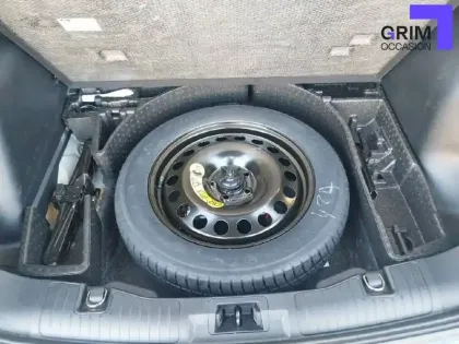 Photo 27 Ford Kuga  2.5 Duratec 190 ch FlexiFuel FHEV E85 Powershift