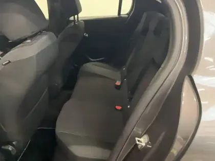 Photo 16 Peugeot 208  PureTech 75 S&S BVM5