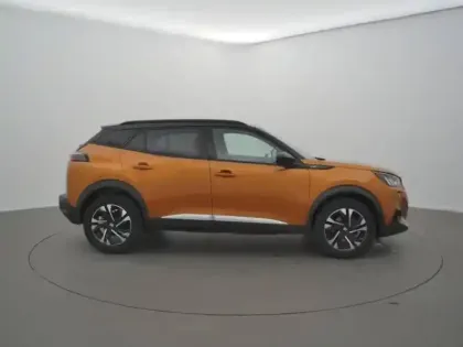 Photo 3 Peugeot 2008  PureTech 130 S&S EAT8