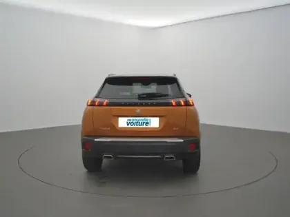 Photo 4 Peugeot 2008  PureTech 130 S&S EAT8