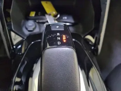 Photo 13 Peugeot 2008  PureTech 130 S&S EAT8