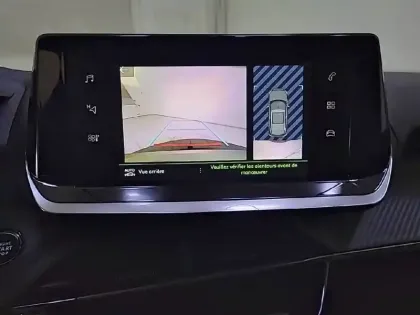 Photo 20 Peugeot 2008  PureTech 130 S&S EAT8