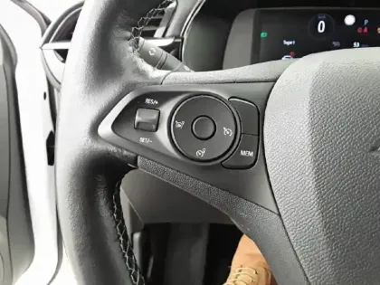 Photo 20 Opel Corsa  Electrique 136 ch & Batterie 50 kWh