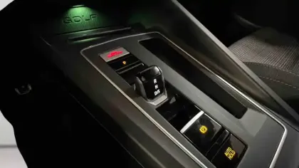 Photo 26 Volkswagen Golf  1.4 Hybrid Rechargeable OPF 245 DSG6