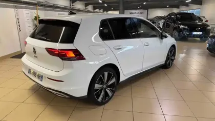 Photo 10 Volkswagen Golf  1.4 Hybrid Rechargeable OPF 245 DSG6