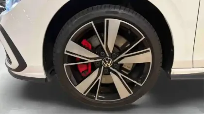 Photo 17 Volkswagen Golf  1.4 Hybrid Rechargeable OPF 245 DSG6