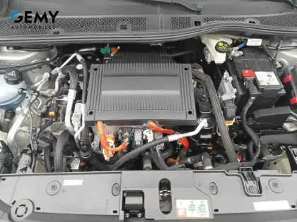 Photo 14 Peugeot 208  Electrique 50 kWh 136ch