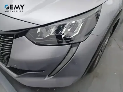 Photo 15 Peugeot 208  Electrique 50 kWh 136ch