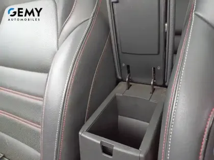 Photo 24 Renault Arkana  TCe 140 EDC FAP - 21B