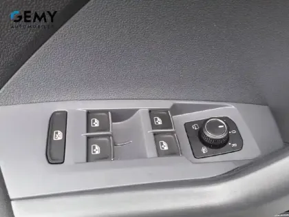 Photo 11 Volkswagen T-cross  1.0 TSI 110 Start/Stop DSG7