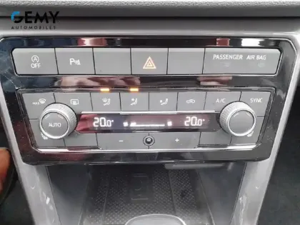 Photo 22 Volkswagen T-cross  1.0 TSI 110 Start/Stop DSG7