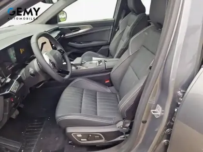 Photo 8 Renault Espace  E-Tech full hybrid 200 GSR2