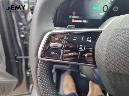 Photo 15 Renault Espace  E-Tech full hybrid 200 GSR2