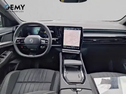 Photo 7 Renault Espace  E-Tech full hybrid 200 GSR2