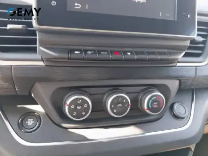 Photo 20 Renault Trafic  Blue dCi 150