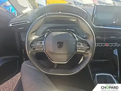 Photo 15 Peugeot 208  PureTech 75 S&S BVM5