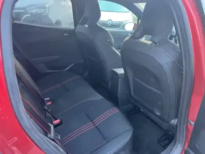 Photo 14 Renault Clio  E-Tech 140