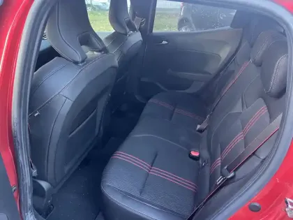 Photo 18 Renault Clio  E-Tech 140