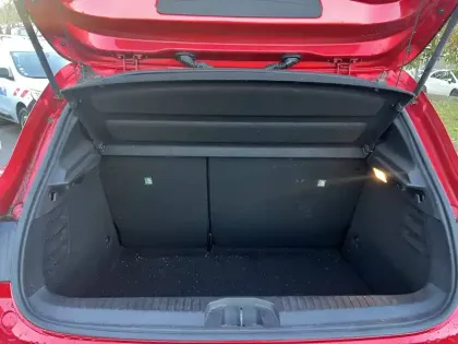 Photo 19 Renault Clio  E-Tech 140