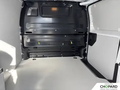 Photo 18 Peugeot Expert  FGN M BLUEHDI 145 S&S EAT8