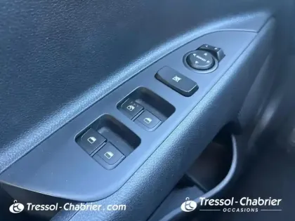 Photo 19 Kia Stonic  1.0 T-GDi 100 ch BVM6 Active