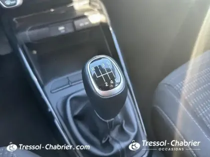 Photo 23 Kia Stonic  1.0 T-GDi 100 ch BVM6 Active