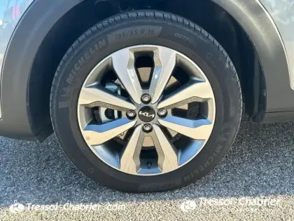 Photo 14 Kia Stonic  1.0 T-GDi 100 ch BVM6 Active