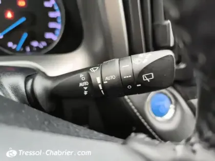 Photo 16 Toyota Rav4  Hybride 218 ch 2WD Dynamic