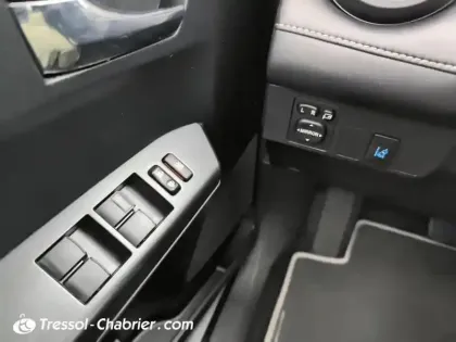 Photo 19 Toyota Rav4  Hybride 218 ch 2WD Dynamic