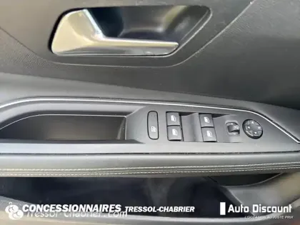 Photo 19 Peugeot 3008  Puretech 180ch S&S EAT8 GT Line