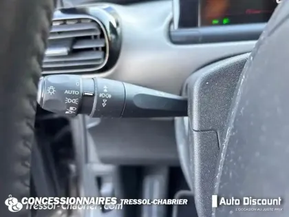 Photo 16 Citroën C4 Cactus  BlueHDi 120 S&S EAT6 Origins