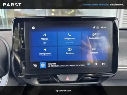 Photo 3 Toyota Yaris 116h Dynamic MY22