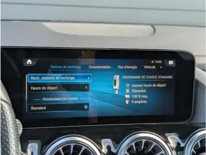 Photo 31 Mercedes EQA 250 AMG LINE TO SIEGES CHAUFFANTS DISTRONIC CAMERA