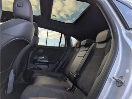 Photo 16 Mercedes EQA 250 AMG LINE TO SIEGES CHAUFFANTS DISTRONIC CAMERA