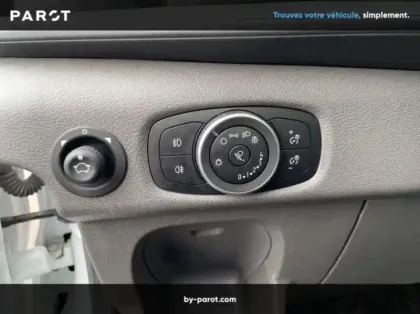 Photo 14 Ford Transit Châssis CCb P350 L2 RJ HD 2.0 EcoBlue 170ch S&S Trend Business