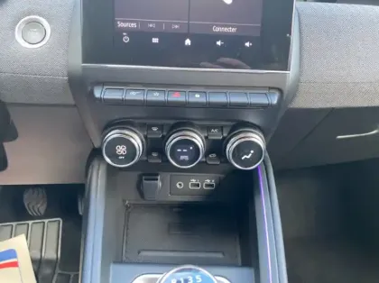 Photo 4 Renault Clio 1.0 TCe 90ch Techno - 24