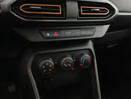 Photo 23 Dacia Sandero ECO-G 100 - 22 Stepway Confort