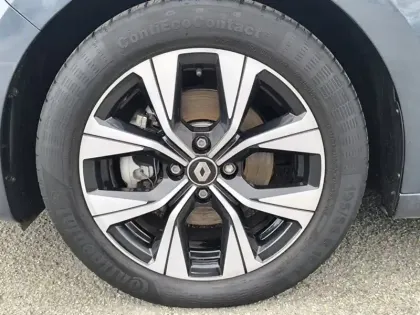 Photo 10 Renault Clio V Limited Edition 1.6 140 ch EDC