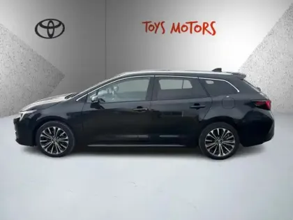 Photo 1 Toyota Corolla Hybride 1.8L 140h Design