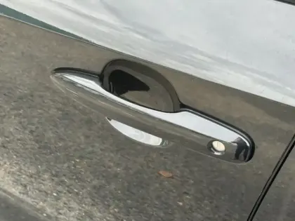 Photo 23 Toyota Corolla Hybride 1.8L 140h Design