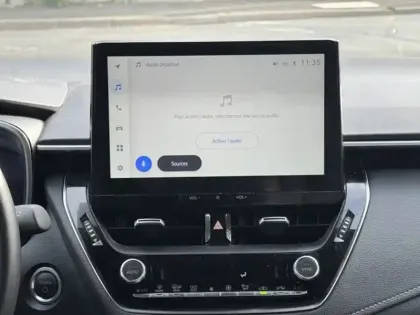 Photo 13 Toyota Corolla Hybride 1.8L 140h Design