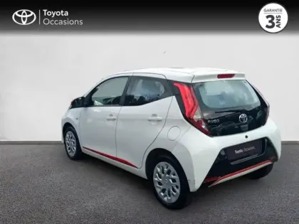 Photo 1 Toyota Aygo  1.0 VVT-i 72ch x-play x-app 5p MC18