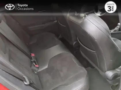 Photo 6 Toyota C-HR  1.8 Hybride 122ch Collection E-CVT