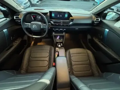 Photo 5 Citroën C4  Moteur électrique 136ch (100 kW) Shine Automatique