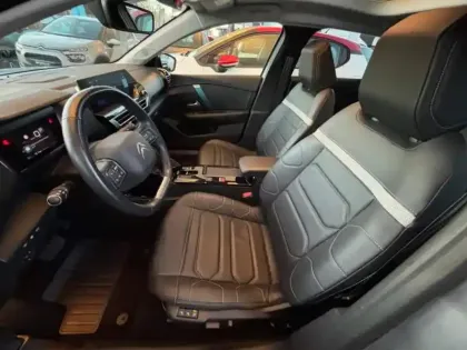 Photo 6 Citroën C4  Moteur électrique 136ch (100 kW) Shine Automatique