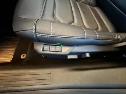 Photo 9 Citroën C4  Moteur électrique 136ch (100 kW) Shine Automatique